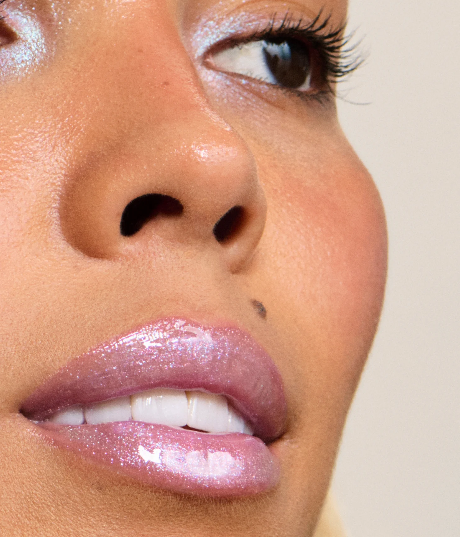 plumping lip gloss - Image 24