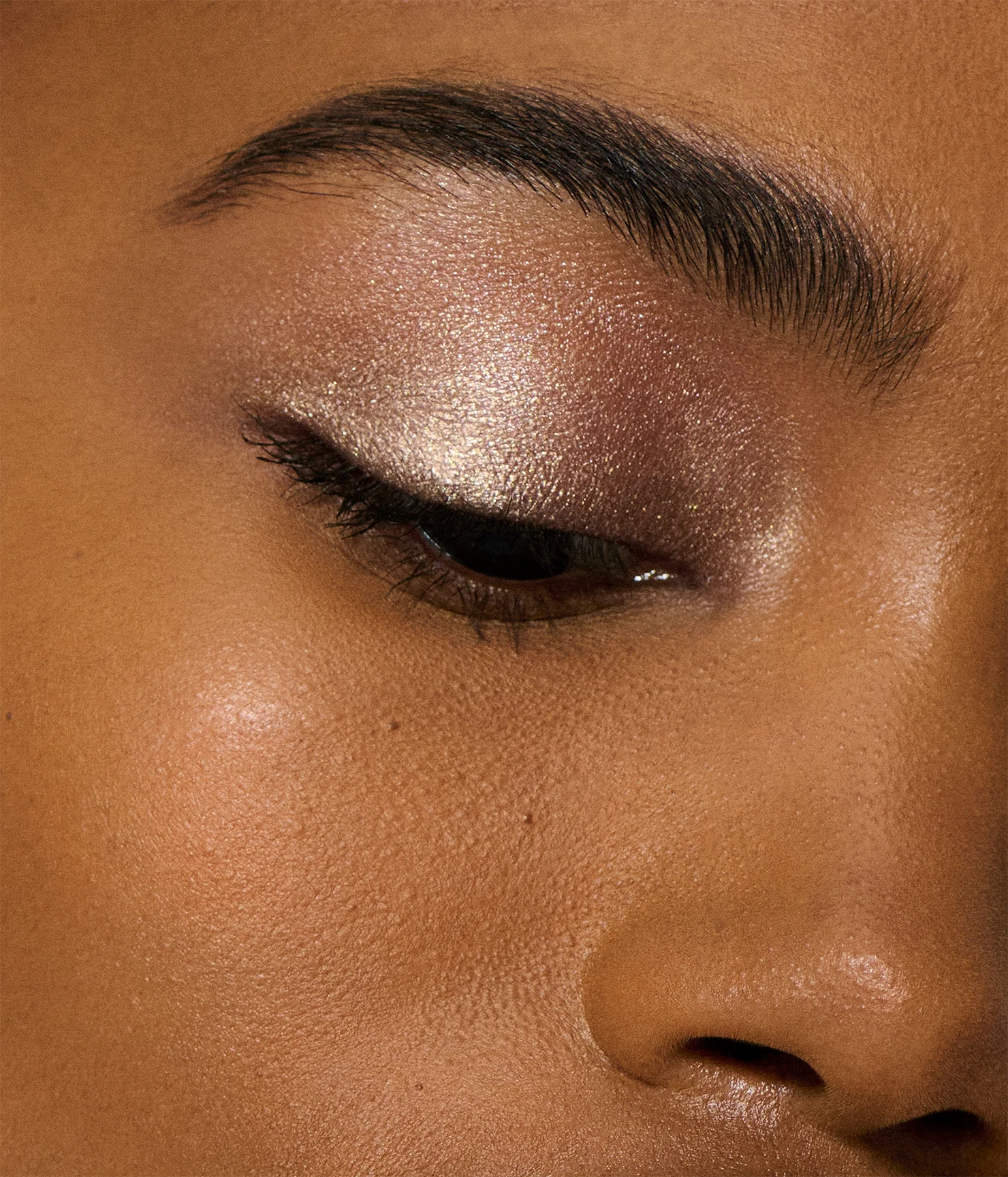 starlet lustrous liquid eyeshadow - Image 13