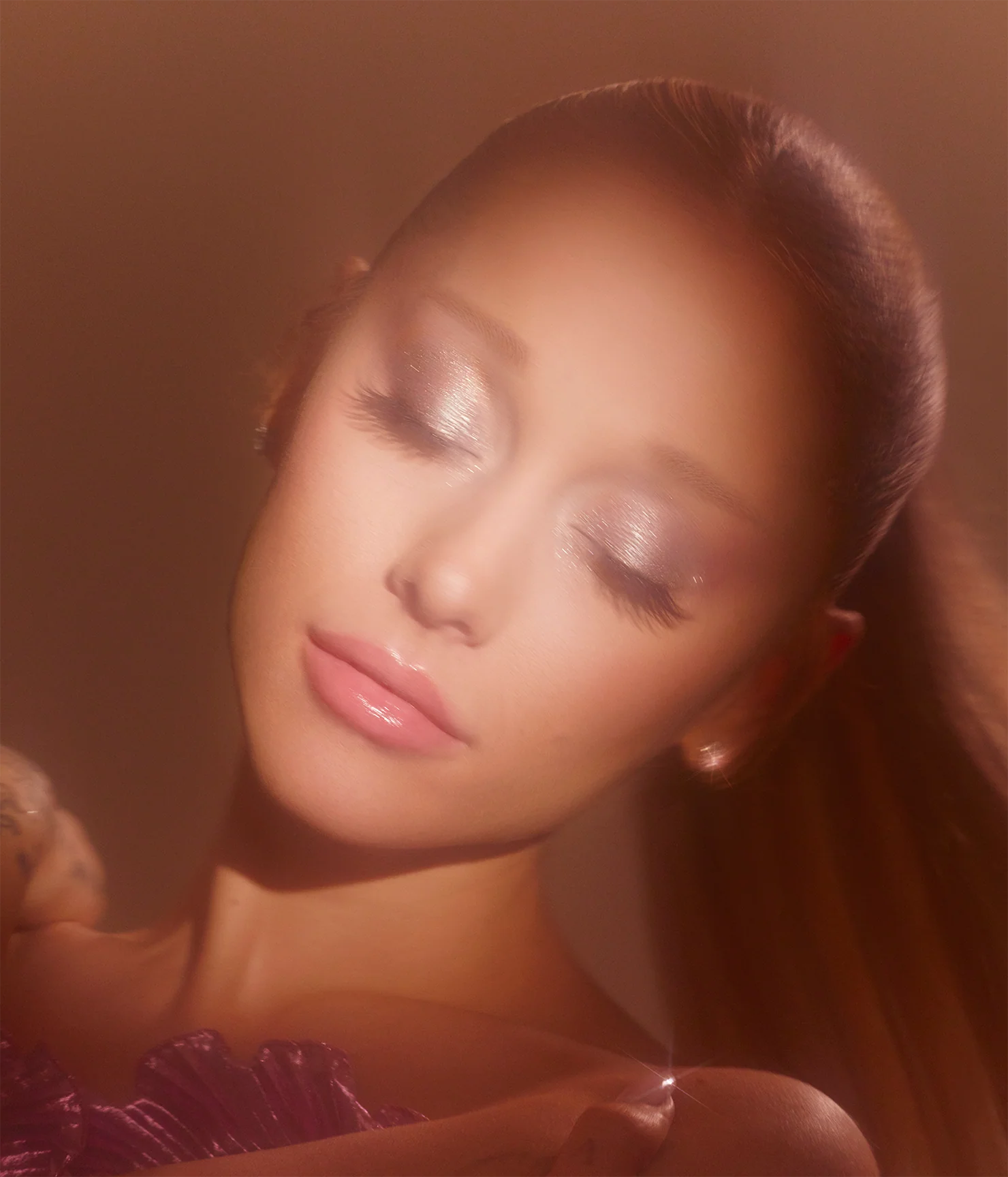 starlet lustrous liquid eyeshadow - Image 37