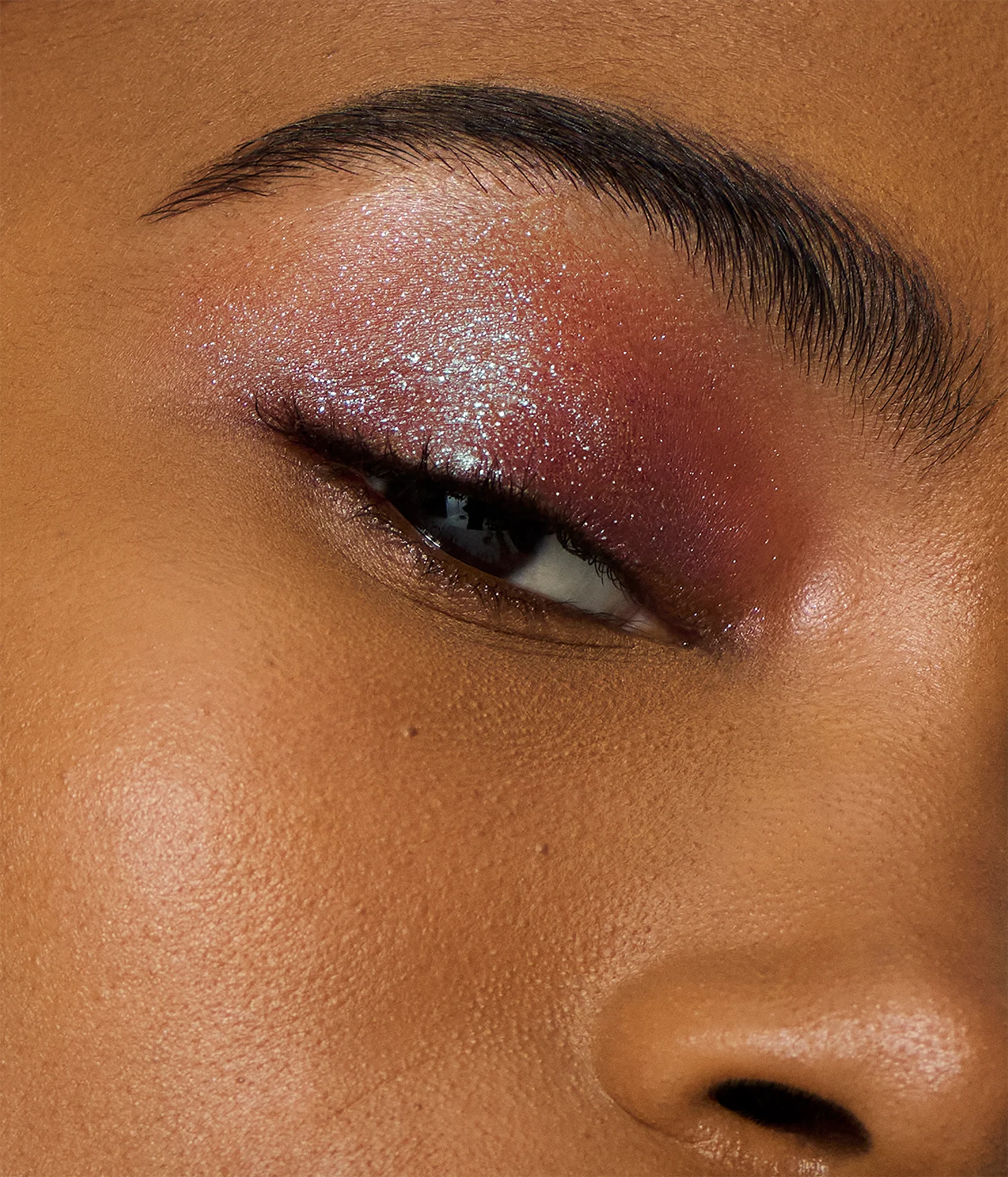 starlet lustrous liquid eyeshadow - Image 4