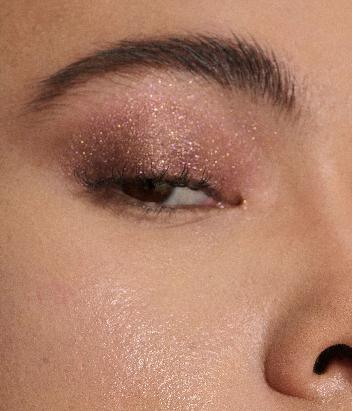 starlet lustrous liquid eyeshadow - Image 56