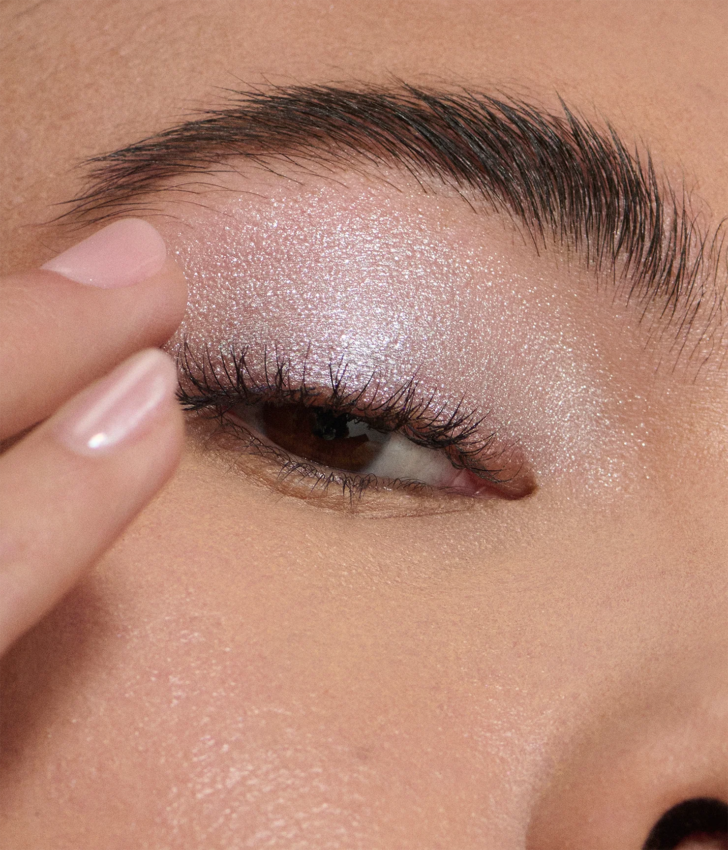 starlet lustrous liquid eyeshadow - Image 64